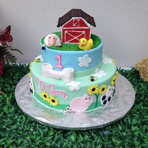 Farm-themed Birthday Cake farm21